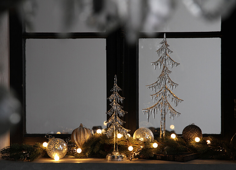 サラグレーススタイルのクリスマスツリーとクリスマスリース